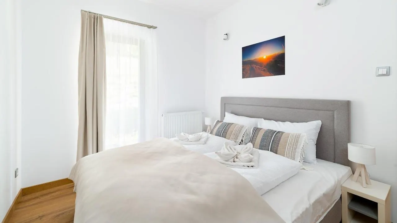 Apartamenty Sun & Snow Rezydencja Karkonoska Karpacz 0*,